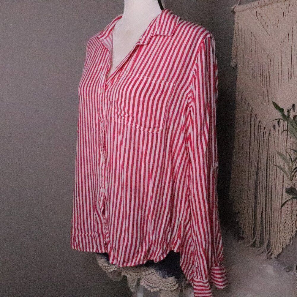 Velvet Heart‎ | Pinstriped Button Up Shirt Large